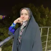ندا لطفی زاده