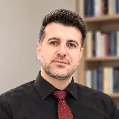 آرین غلامی