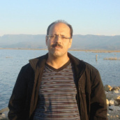 مجید اسحاقی