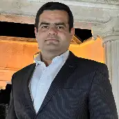 پوریا استکی