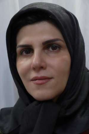 مهرنوش بسته نگار