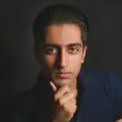 پوریا ابراهیم زاده