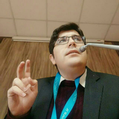 ثنا صادقی