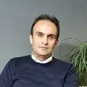 حامد احمدی مقدم