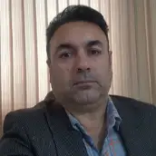 فرهاد قلعه