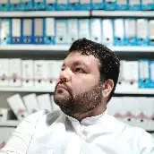 مجید باقریان