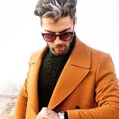 افشین حسینی