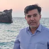 کریم اکبری وکیل آبادی