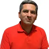 آرش احمدی اصفهانی