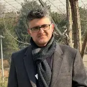 اکبر وطن دوست