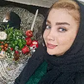 هدی رزاقی پی قلعه