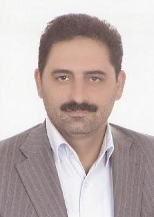 نادر حنیفی 